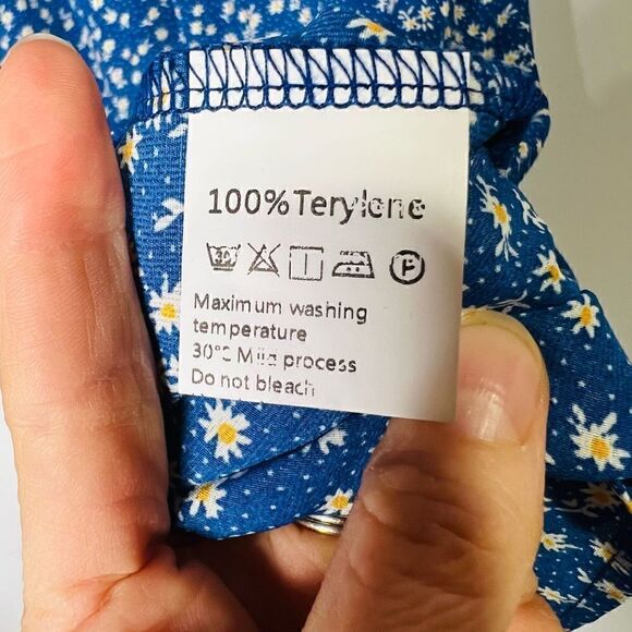 ExLura Blue Daisy Smocked Top and MIDI Skirt Set Flowers Off Shoulder Square NWT - Picture 9 of 16